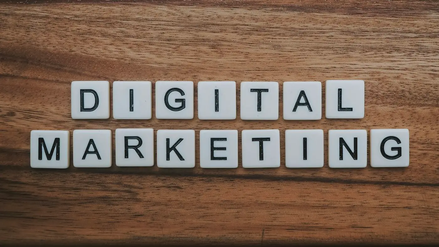 Digital marketing letter tiles
